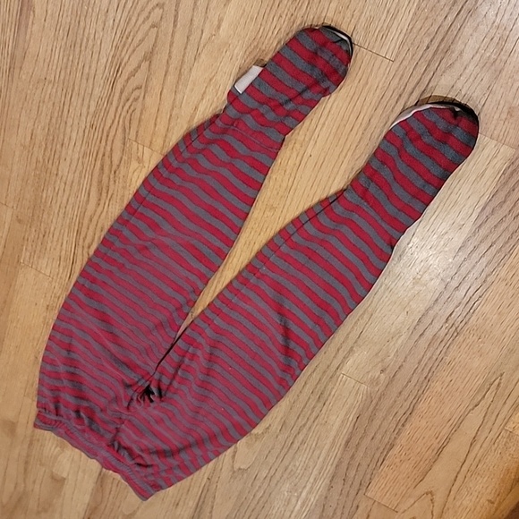 Lands' End 2 piece Fleece Footed Pajamas - Picture 5 of 6